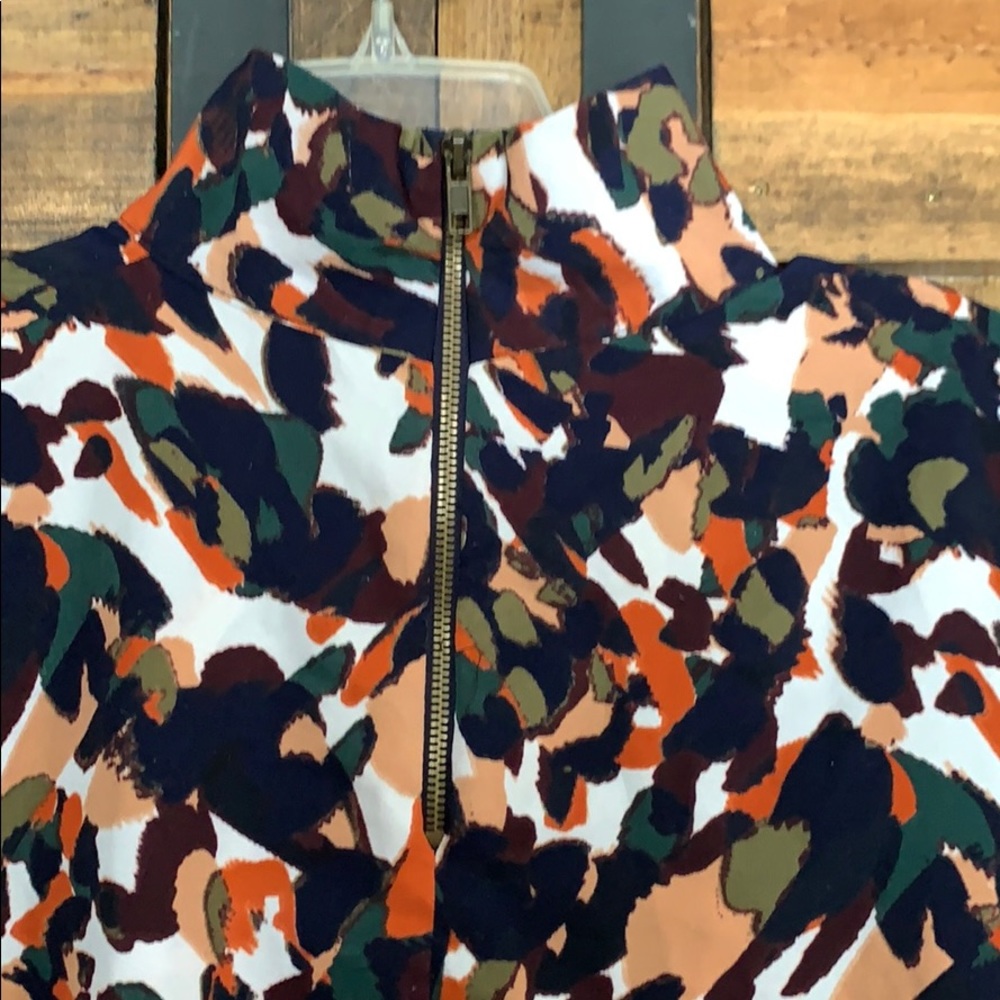 Do + Be Spotted Pattern Mock Turtle Neck Blouse! - image 5